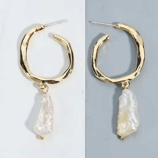 Vintage Pearl Stud Earrings from Dongdaemun